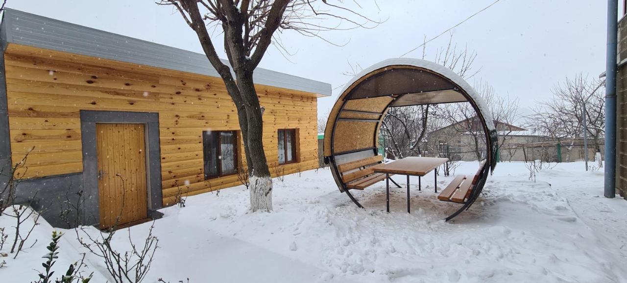 Hayi Tun Guest House Goris Buitenkant foto