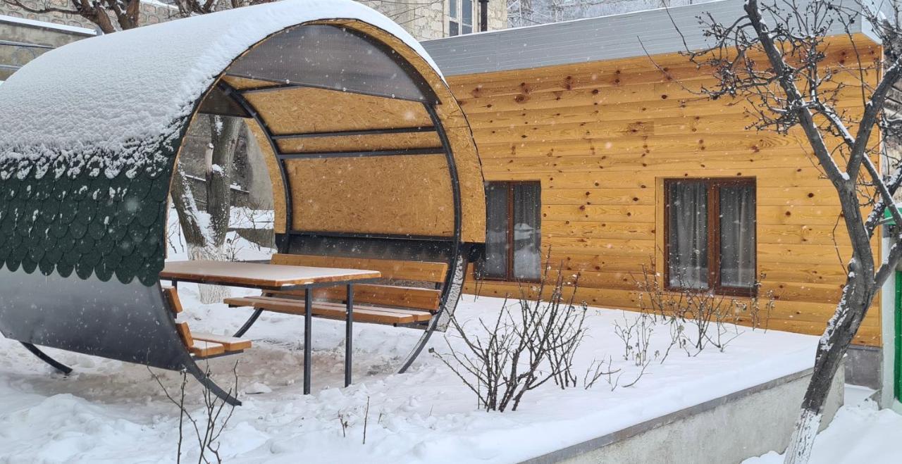 Hayi Tun Guest House Goris Buitenkant foto