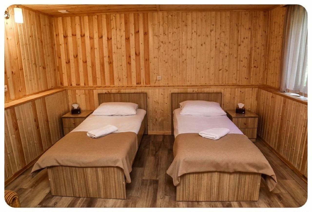 Hayi Tun Guest House Goris Buitenkant foto
